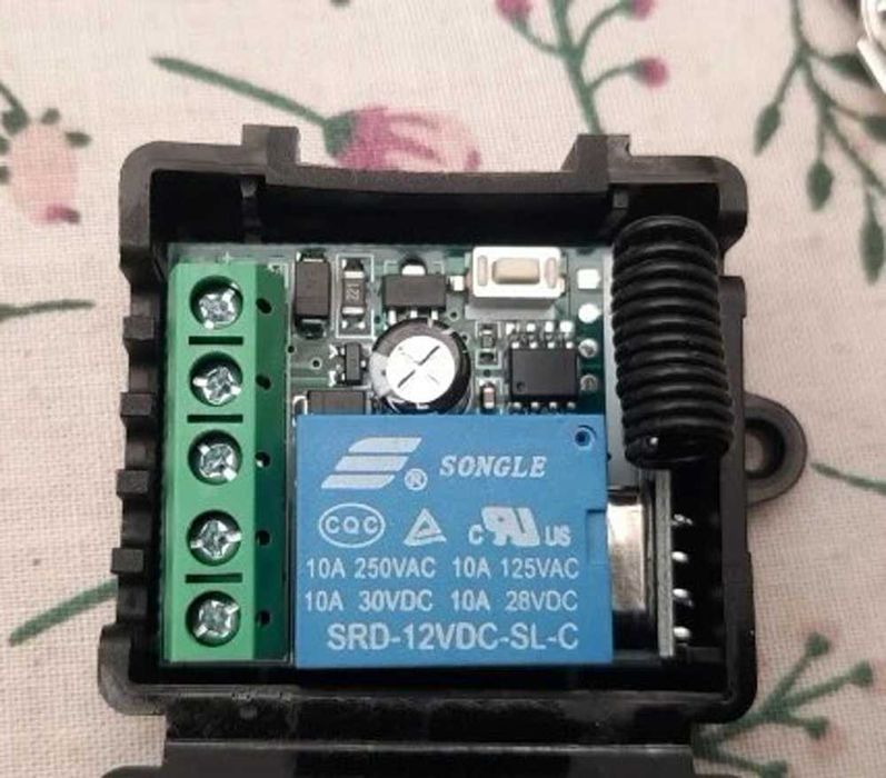 Универсальный пульт дистанционного управления для ворот 433 МГц: 1 300 ...