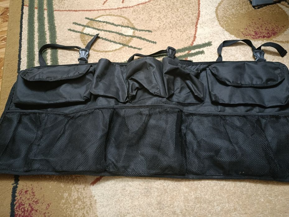 Великий органазер на спинку авто