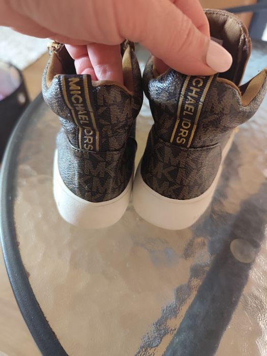 Michael kors детские ботинки оригинал