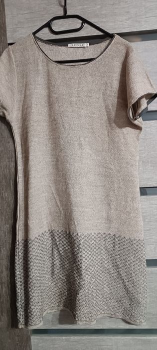 Sukienka z dzianiny dół mieniący rozm. 44