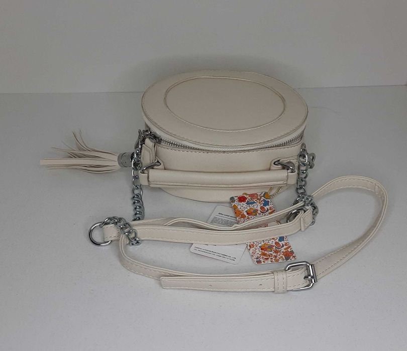 Новая сумка, сумочка цвет айвори.