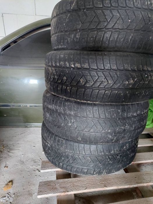 Авто шини для автомобіля