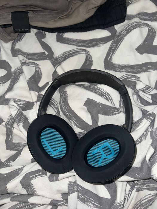 Bose QuietComfort 35 (QC35) Bluetooth Noise Cancelling – Preto