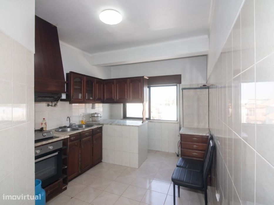 T3 para Remodelar no Centro de Samora Correia | Excelente Potencial