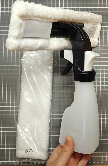 Limpa-vidros com pulverizador e microfibra — novo + recarga extra