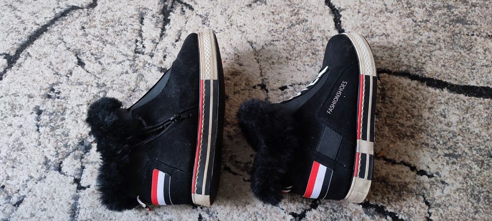 Botki z futerkiem 36