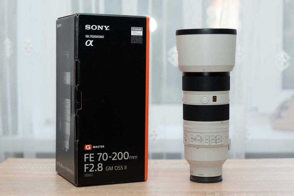 об'єктив Sony FE 70-200mm f/2.8 GM II