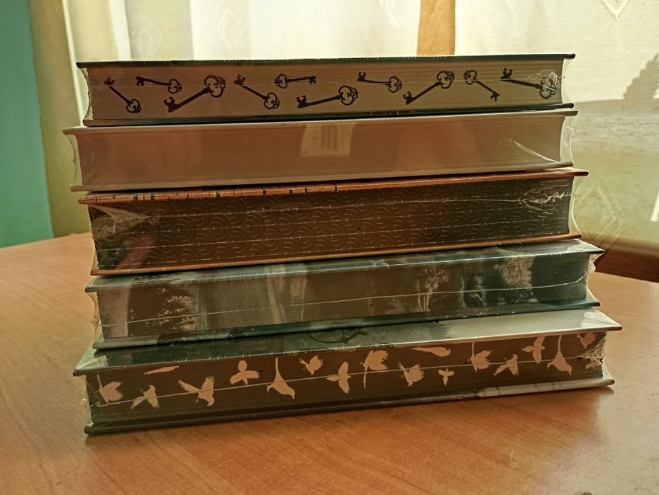 Книги нові українською різних жанрів