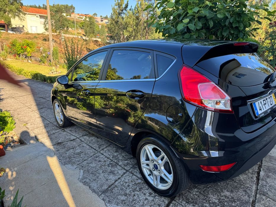 Ford Fiesta Titanium 2015