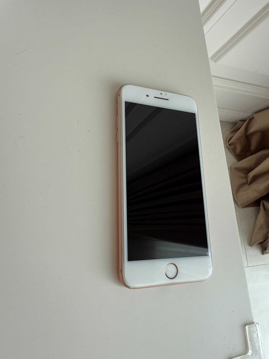 Телефон Apple iPhone 8+ PLUS 256 Gb Gold ОРИГІНАЛ Neverlock 100%