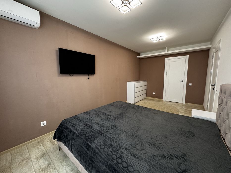 Дворівнева 2-кімн. квартира 67 м² |р-н ТЦ Чайка  | Ремонт, меблі, техніка, 2 балкони