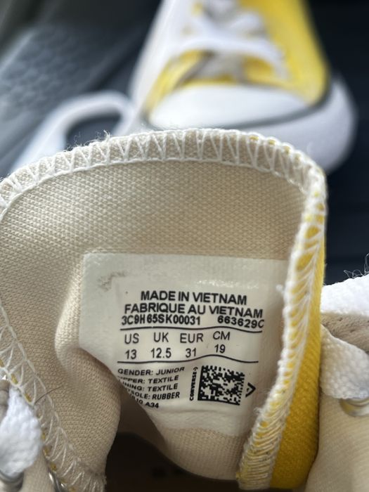 Sapatilhas allstar amarelas tamanho 31