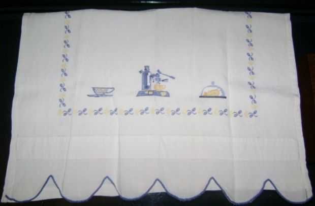 Cortinado de cozinha