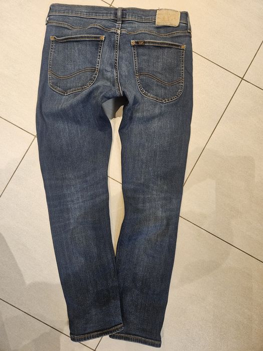 Lee W32 L30 jeansy z elastyna wąskie pas 40 40,5x2 dl 93cm