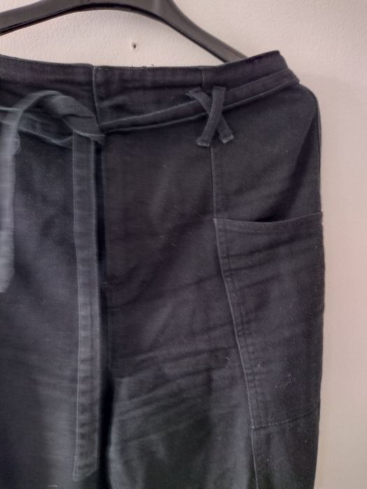 Czarne jeansy dżinsy m 38 cropp z wysokim stanem. Talia 38.5c