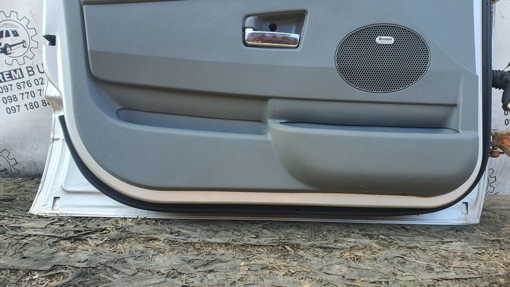 Дверка передня ліва jeep grand cherokee 2005-2010