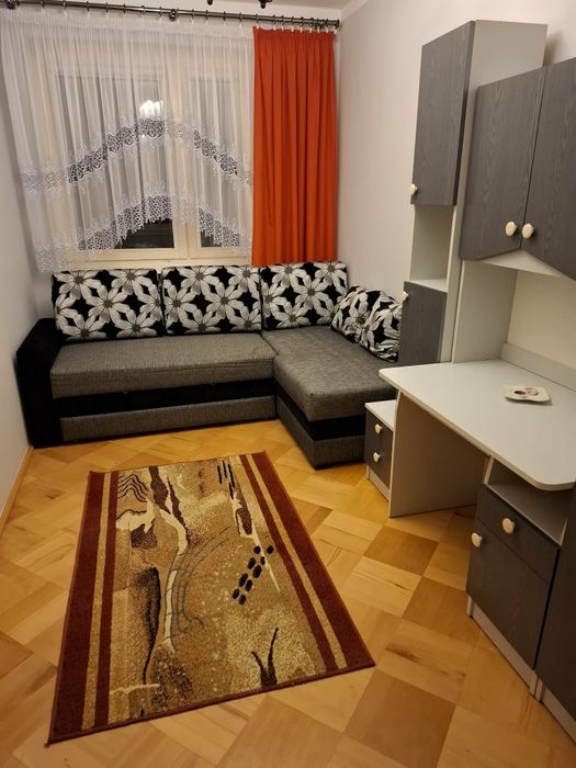 Zestaw mebli szafa biurko komoda narożnik wersalka
