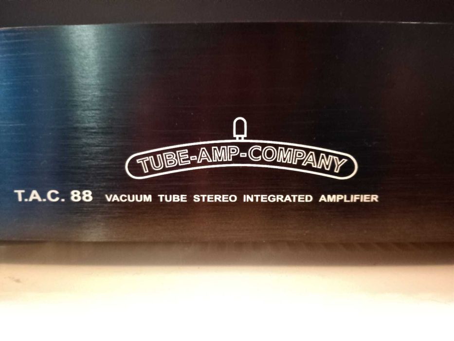 Amplificador a Válvulas integrado TubeAmpCompany 88