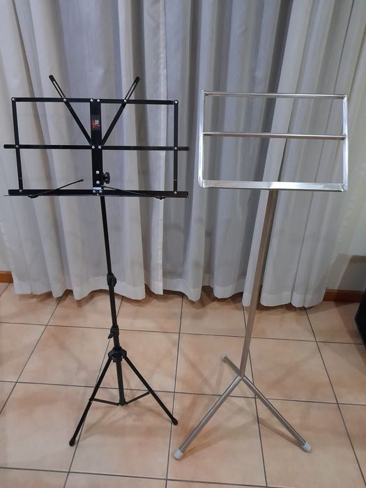 2 estantes ( 1 de inox )