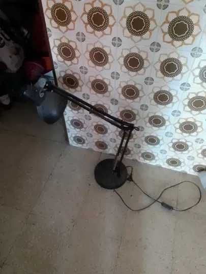 Candeeiro Desdrobavel em estado impacavél // A funcionar impecavel