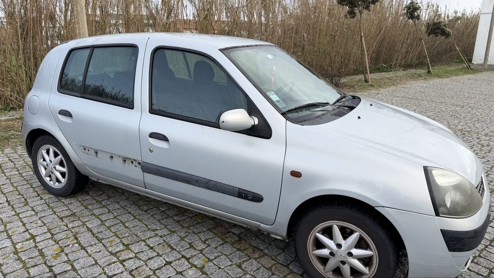 Renault clio 1.2 2002