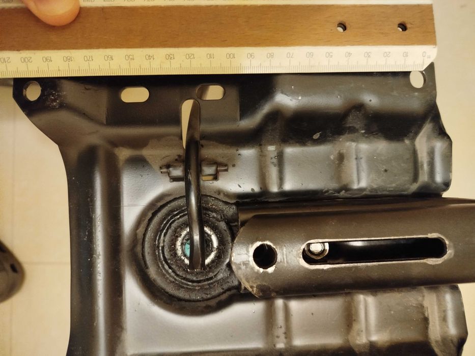 Низ для офисного/компьютерного кресла пневмопатрон/крестовина