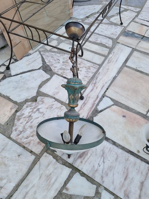 Candeeiro antigo em ferro para teto