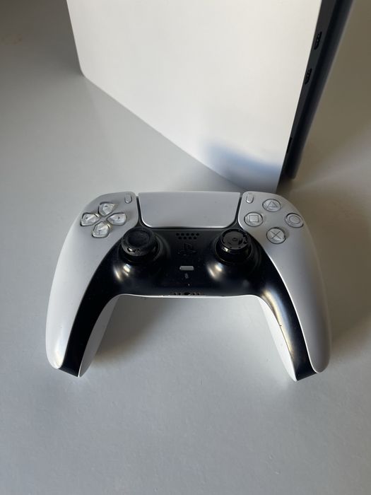 PlayStation 5 Slim (Versão Digital) | A funcionar a 100% | Preço de Oportunidade