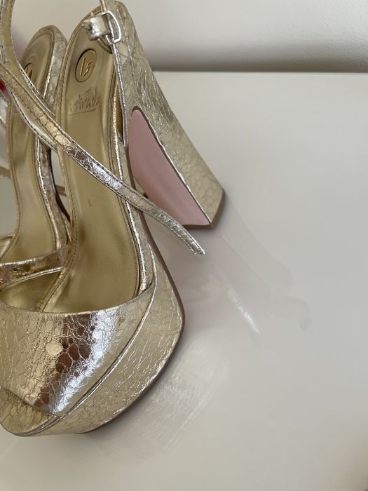 Sandalias de salto tam 37