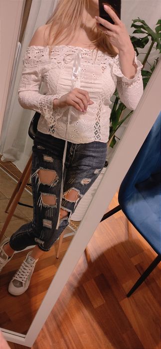 Bluzeczka boho z odkrytymi ramionami