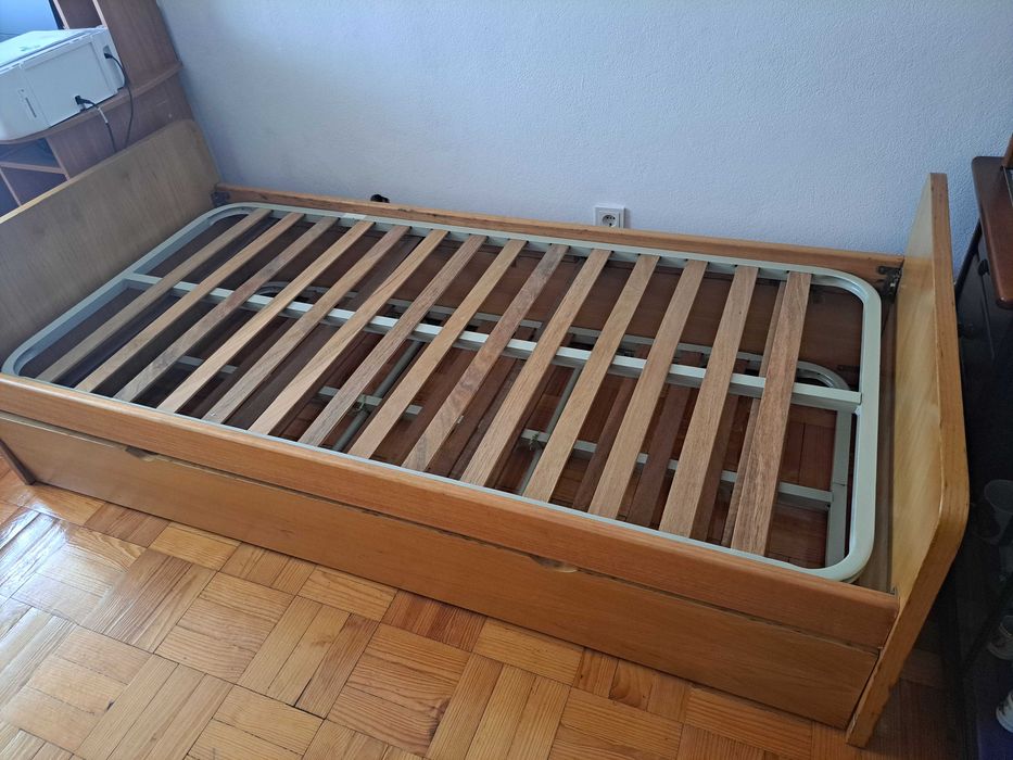 cama dupla de solteiro