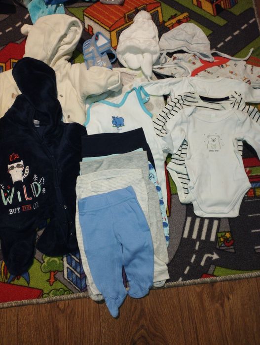 Ubrania dziecięce 56