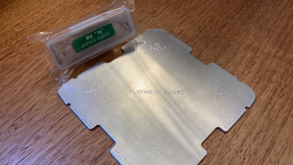 Zaokrąglacz narożników AE-1 + nowy nóż R6 "M"