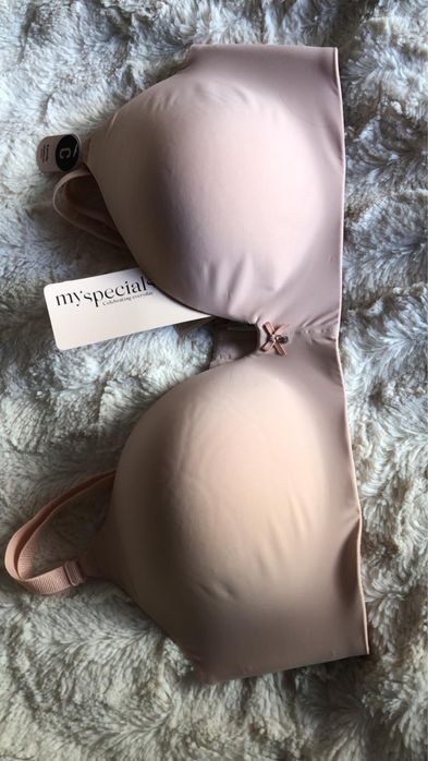 Sotien muito confortavel e bonito.