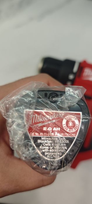 Wkrętarka Milwaukee m12 NOWA plus BATERIA !!!