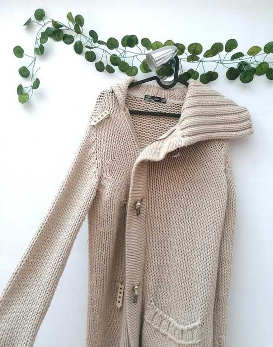Casaco de Malha Bege