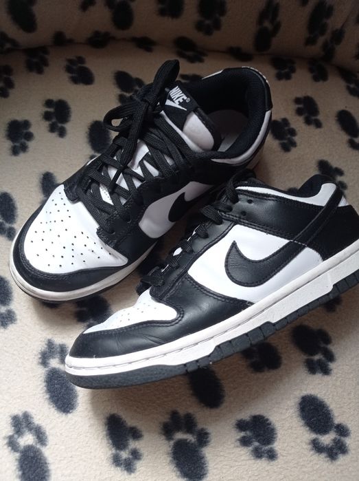 Фирмові кросівки Nike