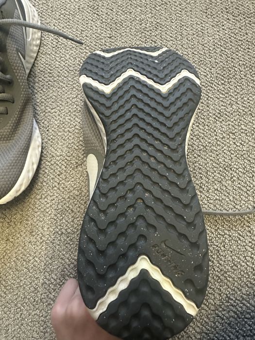 Оргінальні Кросівки Nike (дуже легкі на літо те що треба)