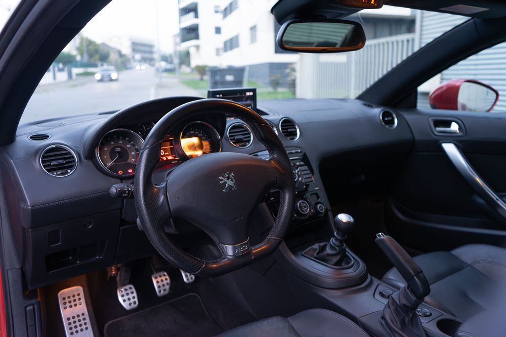Peugeot RCZ – 200CV – Full Extras