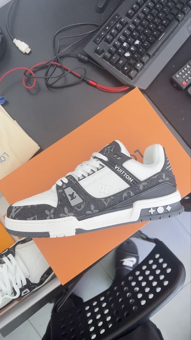 LV Trainer Sneaker