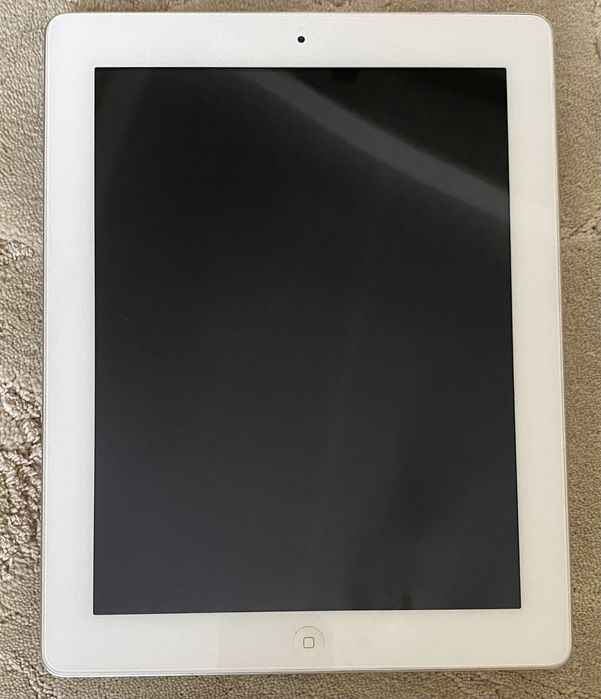 Apple iPad third generation Wi-Fi model 64GB MD330J/A WHITE: 1 600