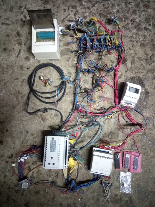 Инвертор  FDIK 12 220  5000 Вт