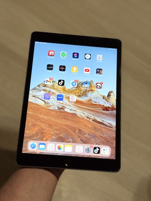 Планшет Ipad 9 на 256GB айпад