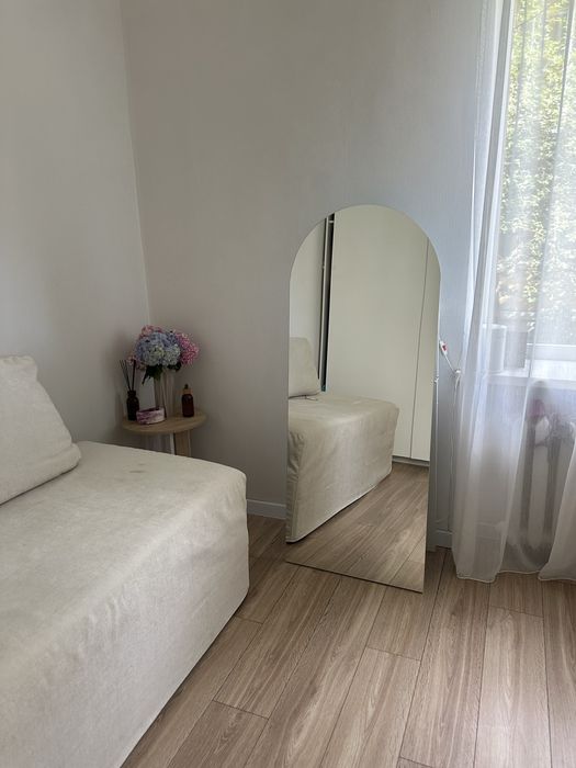 Дзеркало в повний ріст