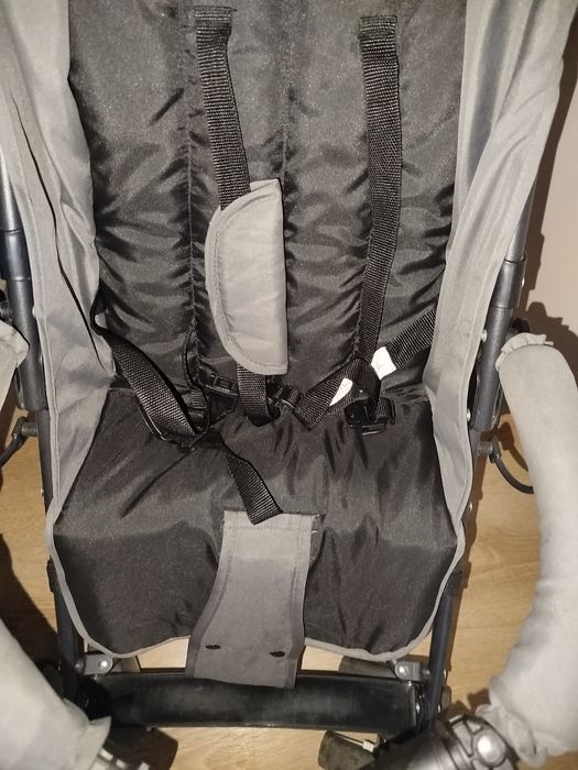 Moolino Compact lekki wózek spacerowy