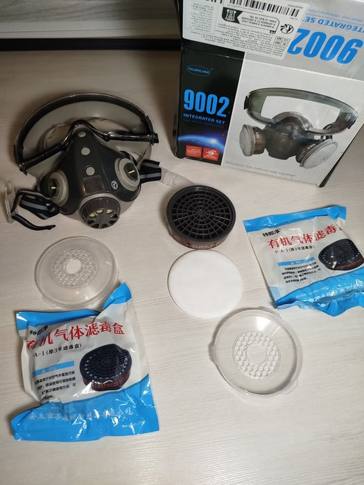 Маска захисна суцільна