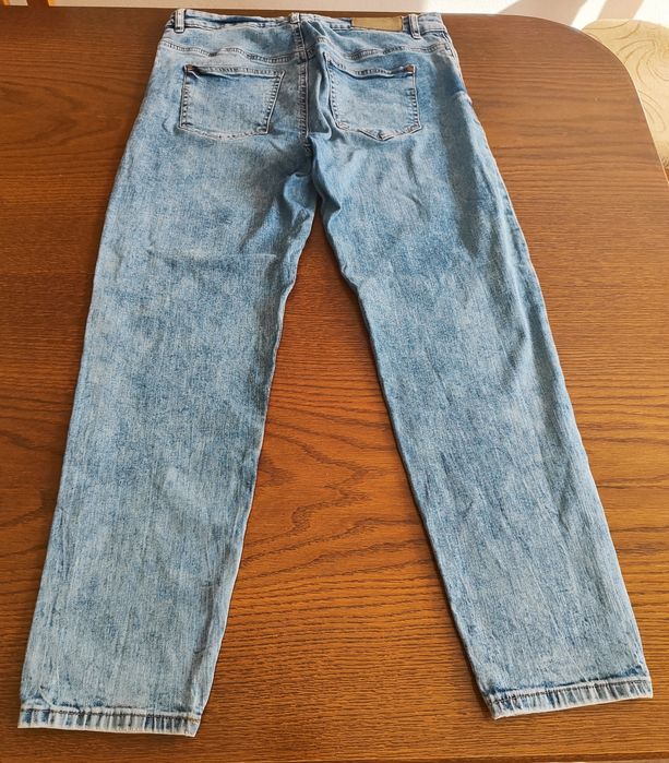 Spodnie jeans reserved roz. 40