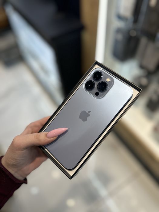 Used iPhone 13 Pro 128gb Blue