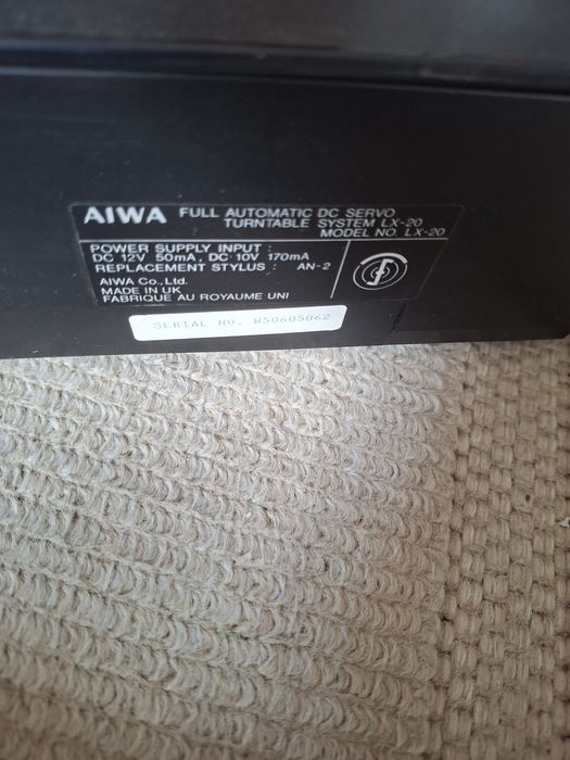 Gramofon Aiwa LX-20 z lat 80 .