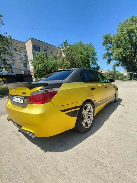 БМВ Е60 2005 газ/бенз